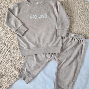 Embroidered Personalized Jogger Set for Babies-Minimalist Embroidery-2 Piece Lightweight Set-New Baby-Baby Gift-Pregnancy Announcement