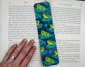 Frog Bookmark, Nature Themed Bookmark, Cute Frog Bookmark, Frog Lover Gift, 3d Printed Frog Bookmark, Frog Gift, Large Textured Bookmark