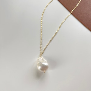 Large Baroque Pearl Necklace, Pearl Pendant, Minimalist, Dainty Style, Bridal Necklace,Wedding Necklace, Gift for her