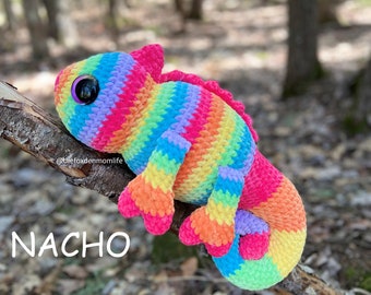 CROCHET PATTERN: Nacho the Chameleon