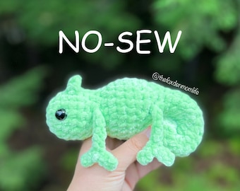 CROCHET PATTERN: No-Sew Pocket Chameleon Pattern aka Queso