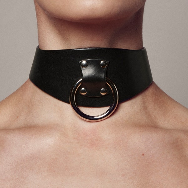 Collier choker en cuir véritable O ring; collier en cuir femme; Collier en cuir BDSM ; ras du cou ; sexy