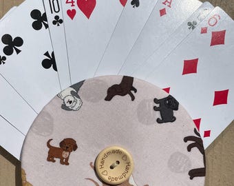 Puppy Dog Playing Card Holder: Kids & Seniors Game Aid