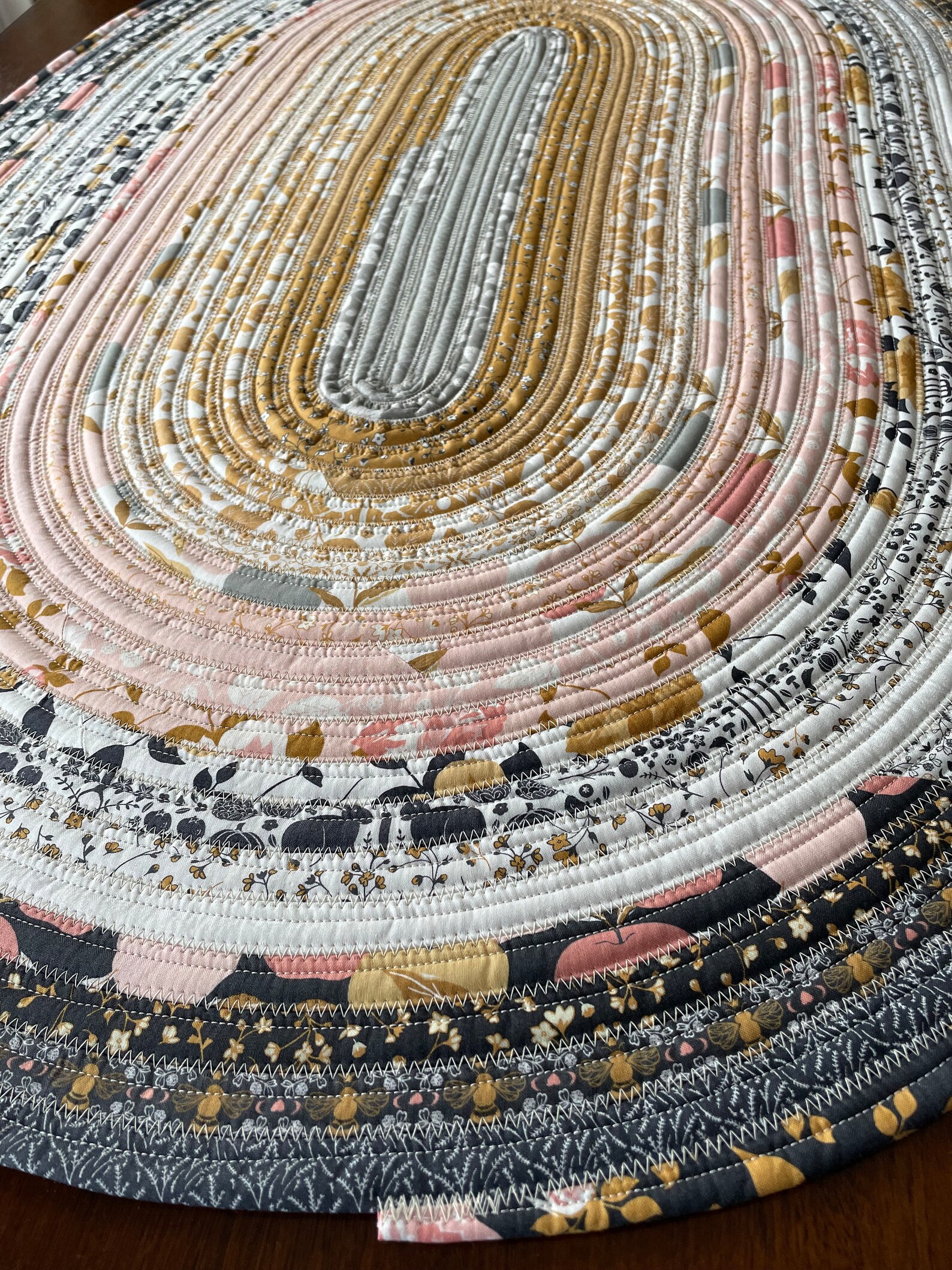 Oval Jelly Roll Rug, New Quilted Vintage Style Rag Rug, 43x27colourful Gold and Charcoal