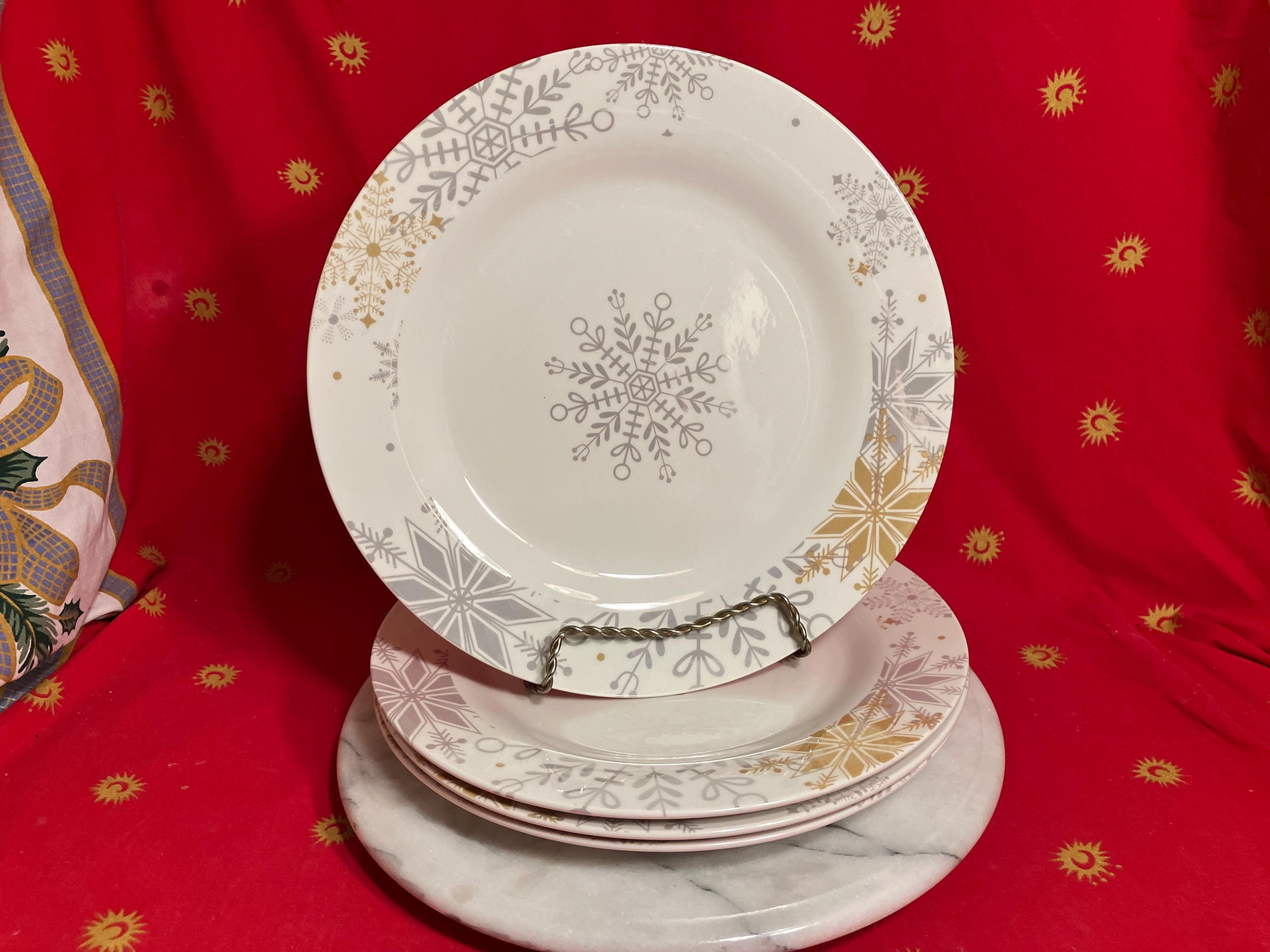 Lot de 8 grandes Assiettes à dîner bleu ciel style Marocain avec bordure dorée par chez Islamic