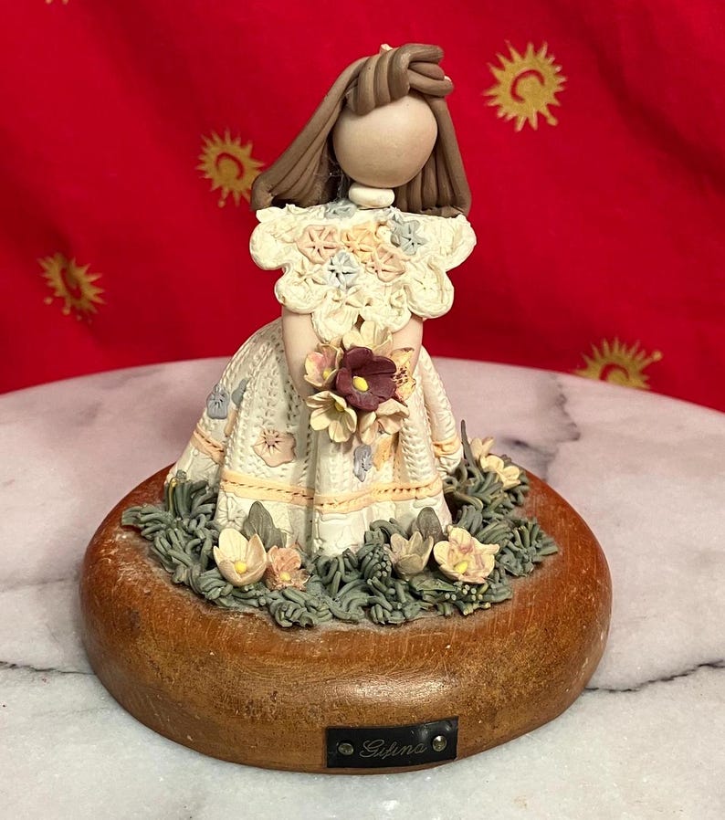 Vintage Gifina Faceless Girl Figurine: Dominican Dress, Wood Base ...