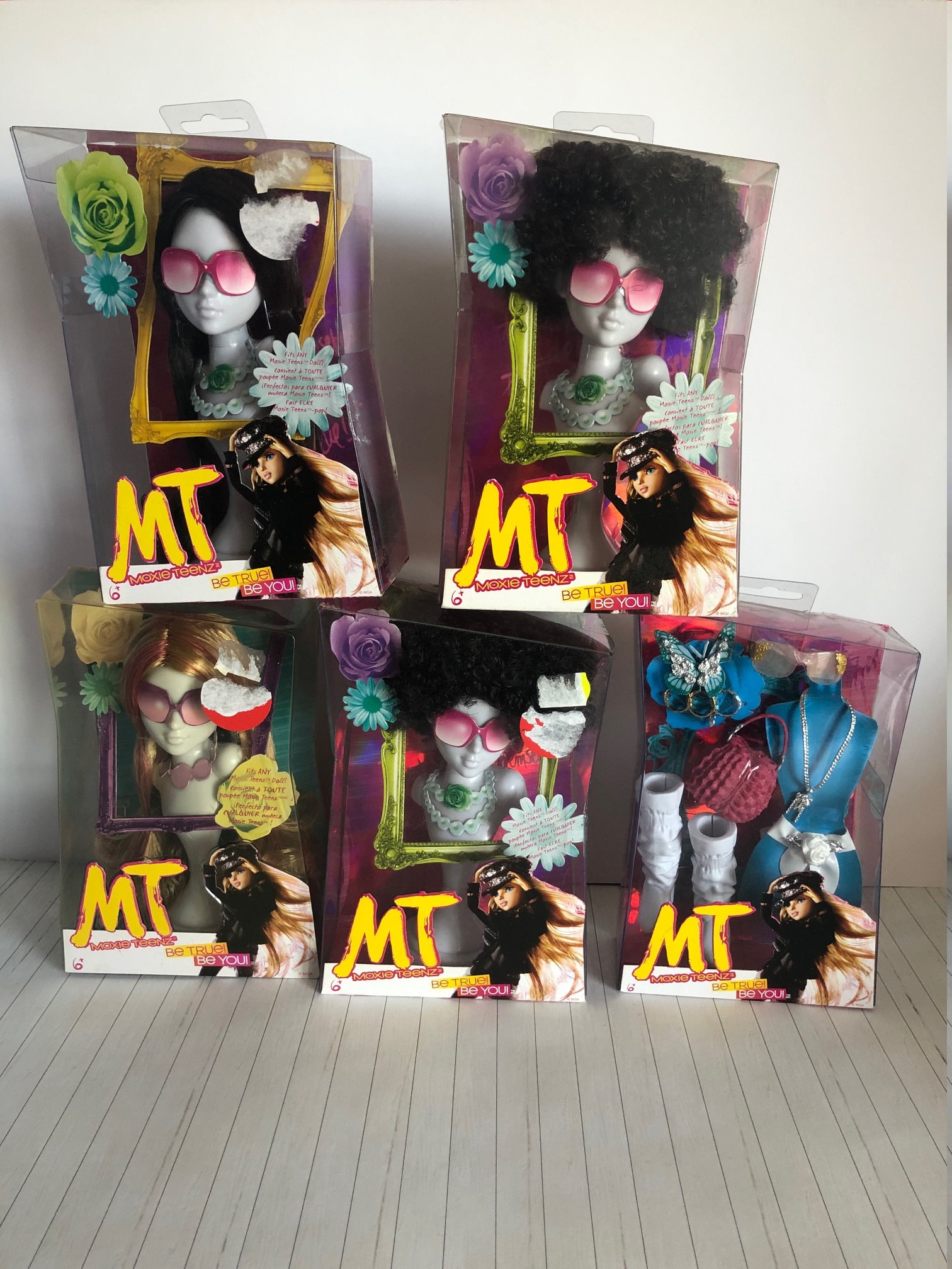 Vintage Moxie Teenz doll Wigs & accesories VHTF discontinued NRFB MGA dolls