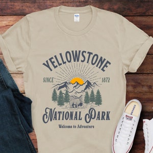 Yellowstone Tee, Yellowstone National Park Shirt, Yellowstone Vintage Inspired T-shirt, Unisex  Travel Tee, Oversized National Park Shirts