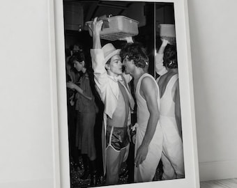 Vintage Studio 54 Disco Photo – Czarno-biały wydruk z lat 70. tańczących dzieci