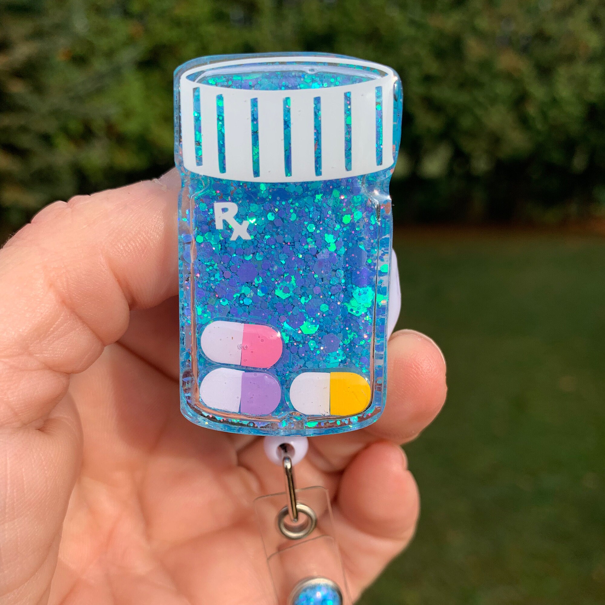 Pill Bottle Shaker Badge Reel/ 3D Badge Reel/ Floating Badge Reel - Etsy
