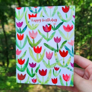 チューリップの誕生日カード、水彩画のチューリップ、チューリップの誕生日カード、彼女のための水彩画の花の誕生日カード、娘への誕生日カード、赤いチューリップ