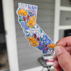 California, California sticker, California wildflowers, California poppy, California poppies, Los Angeles, San Francisco, Sacrament, San Jose, stickers, vinyl stickers, waterproof stickers, stickers for water bottles, California flowers California flower sticker, state stickers, NorCal, NorCal stickers, orange poppy, California orange poppy, sticker shop, etsy art shop, stickers, gift, gifts, gifts for her, gifts for teenager, gifts for girl, sticker gifts