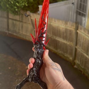 Red Lyrium Dagger