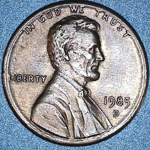 Erros RAROS no anverso da moeda D Lincoln Memorial Penny de 1985.