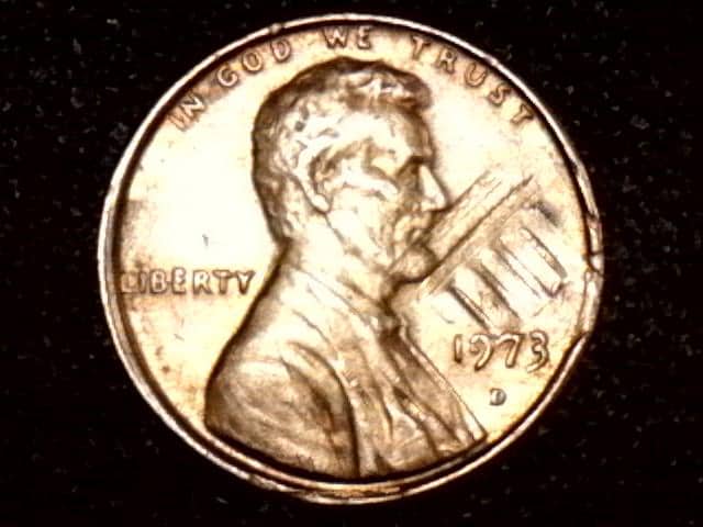 1973年 S リンカーン記念セント - ミントマークなし 1990 年エラー