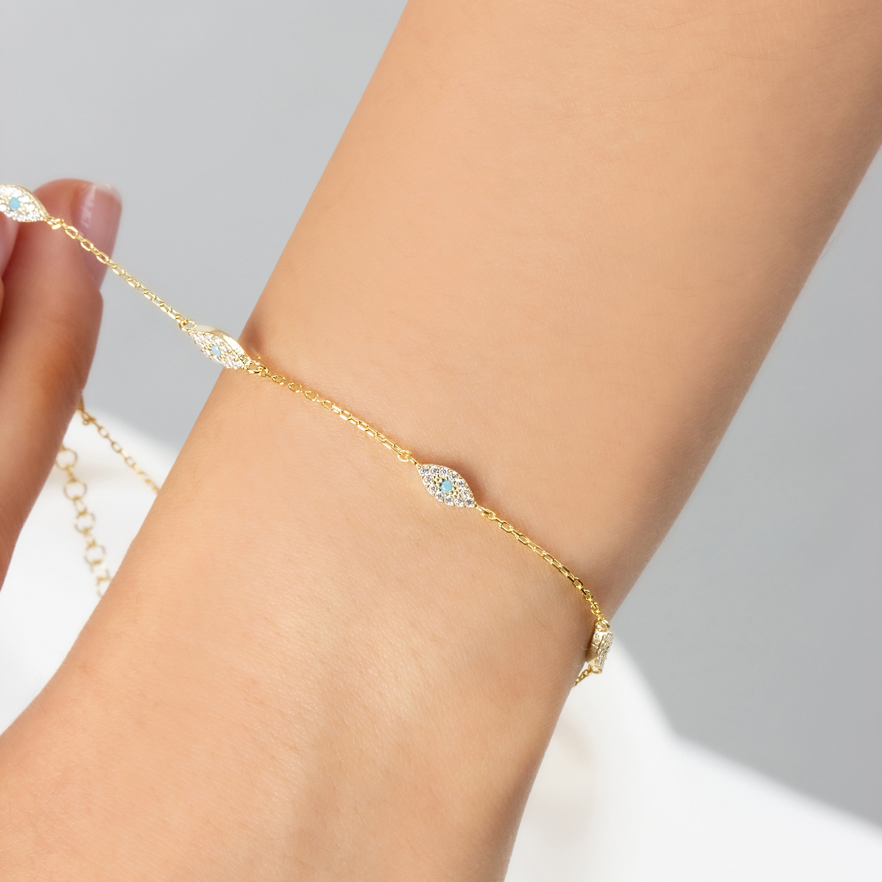 Silver Cable Chain Evil Eye Anklet in 18K Gold, Minimalist