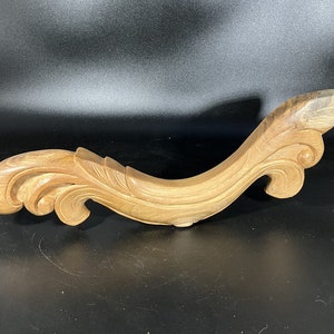 Teakwood Natural-Finish Ornamental Scroll-Patterned Bookend
