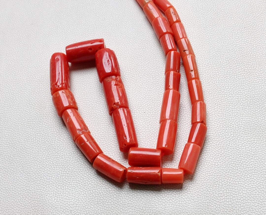 本物の赤珊瑚チューブ型ビーズ、10インチの赤珊瑚ビーズ、滑らかな宝石