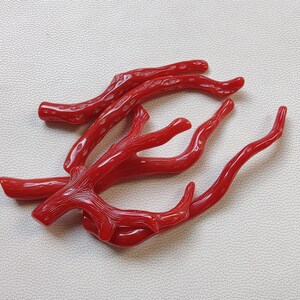 Pietra preziosa di corallo rosso italiano naturale al 100%, ramo sciolto di corallo lucidato qualità AA+ Bastoncino di corallo liscio Bastoncini di corallo di design con pietre preziose EC53
