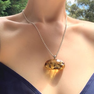 Sparkling Amber Pendent, Unique Design, Gift for her, Elegant amber pendent, Genuine Amber, Sterling Silver Pendent