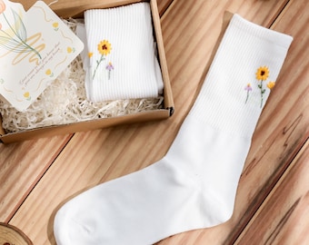Custom Embroidered Socks for Women, Embroidery Socks for Her, Flowers Embroidery Socks, Socks Embroidered Floral, Gift for Her