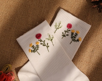 Custom Embroidery Name Socks, Flowers Socks Women, Personalized Socks, Soft Crew Socks, Birthday Socks, Wildflowers Embroidered Socks