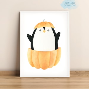 Pinguin im Kürbis Poster, Halloween Dekor, Herbst Dekoration, Kinder Halloween Dekor, Gruselige Saison, Herbst Vibes, Guckkasten