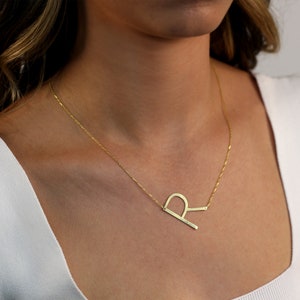 Collar inicial grande / Collar de letras de plata 925K / Collar inicial personalizado / Regalos del Día de la Madre / Regalos de cumpleaños / Regalos de Navidad / Gifs de mamá