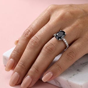 Oval Schwarzer Turmalin Ring, Handgefertigter Gothic Edelstein Ring, 925 Sterling Silber Solitär Akzent Ring, Einzigartiger Versprechen Ring, Geschenk für Sie