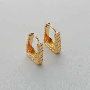 Rectangle Gold Hoop Earring. Chunky Yellow Gold Huggies. Geometric Hoop Earring.18K Gold Plated Large Hoop Earring.