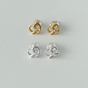Sterling Silver Knot Stud Earring. Pretzel Shape Small Stud Earring. Size 0.7*0.8cm. CZ Cubic zirconia Twist Earring.