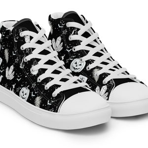 Men’s high top canvas shoes