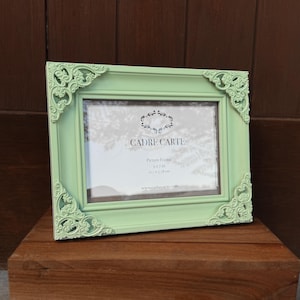 Cornice decorata verde menta: 5x7, vero vetro, dettagli in resina fatti a mano