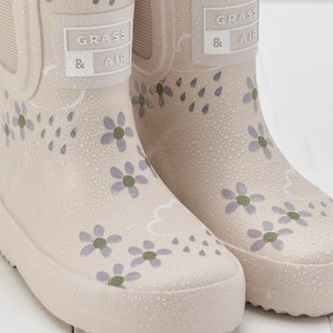 Pampas Cream Floral Short Colour-Changing Kids Wellies, Grass & Air Colour-Changing Unisex, Baby, Toddler, Welly Boots, Childrens Rain Boots image 2