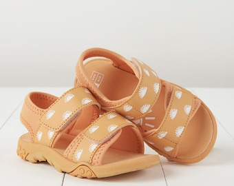 Grass & Air Kids Peach Colour-Changing Sandals