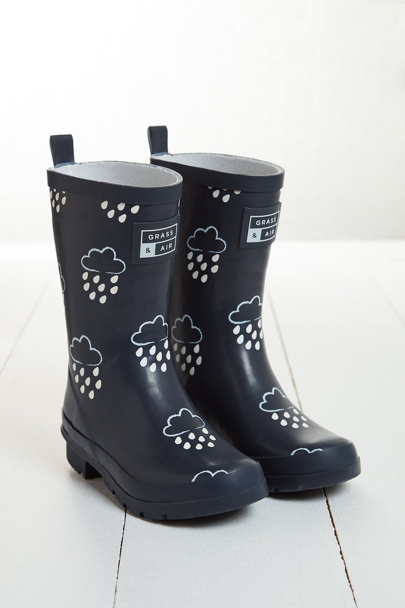 Older Kids Wellies Navy, Grass & Air Colour-Changing Unisex Kids Winter Wellies, Welly Boots, Childrens Rain Boots image 1