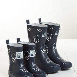 Older Kids Wellies Navy, Grass & Air Colour-Changing Unisex Kids Winter Wellies, Welly Boots, Childrens Rain Boots image 3