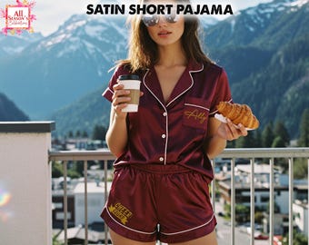 Personalisierter kurzer Pyjama aus Satin - personalisierter Cheerleader PJs, Pyjama für Cheer Team, individueller Name Cheer Geschenk, Cheer Squad Pyjama