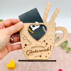 Geschenkgutschein Halter Tasse Geburtstag - Geburtstagsgeschenk Holz - Gutscheinhalter - Geschenkkarte - Gutschein Halter - Wunscherfüller