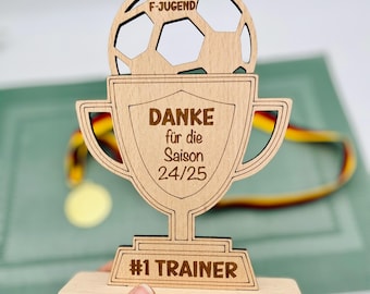 Pokal Aufsteller Fussball - Trainer Geschenk Danke - Fussball Verein Geschenk - Coach Fußball Abschied - Geschenk Aufstieg personalisiert
