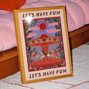 Karusellposter med "Let’s Have Fun": Nyckfull konst på nöjesfältet, retro cirkusväggdekoration
