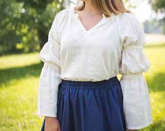 Blusa modelo María blusa de mujer adecuada para uso diario y para trajes históricos.