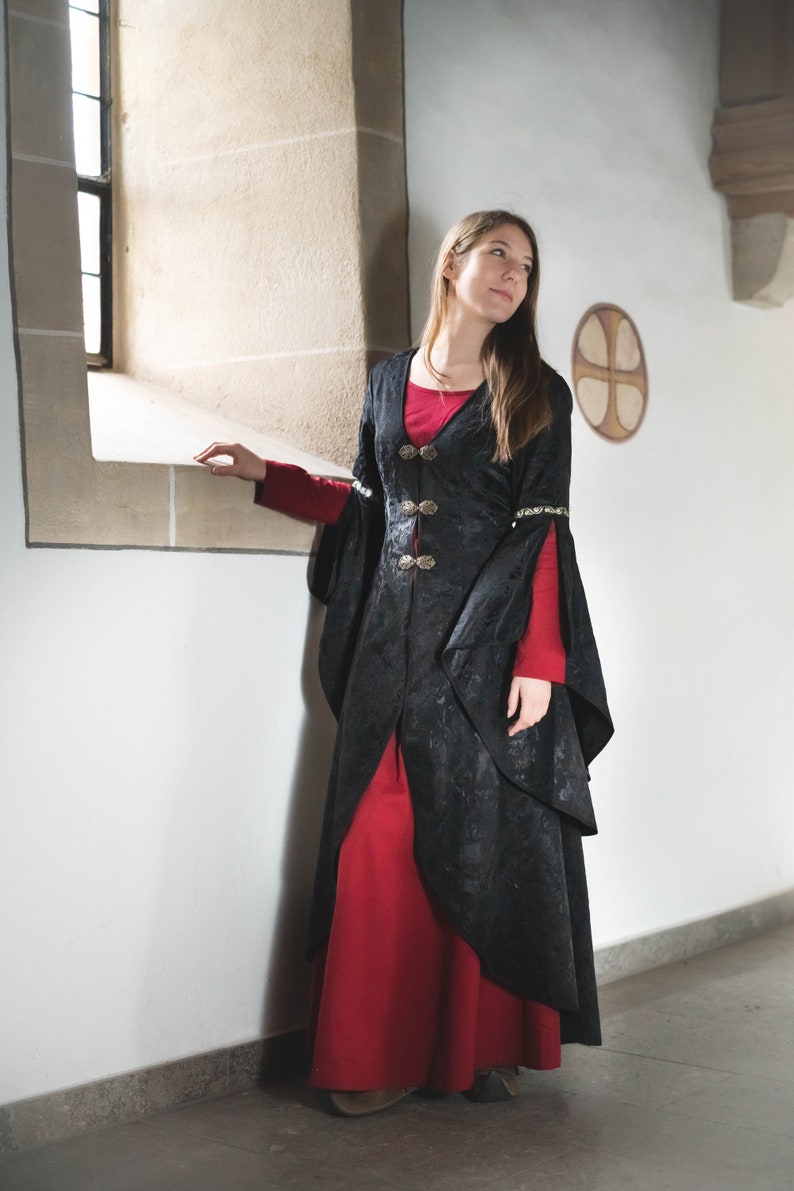 Mittelalter Mantelkleid Modell Amélie Schwarz