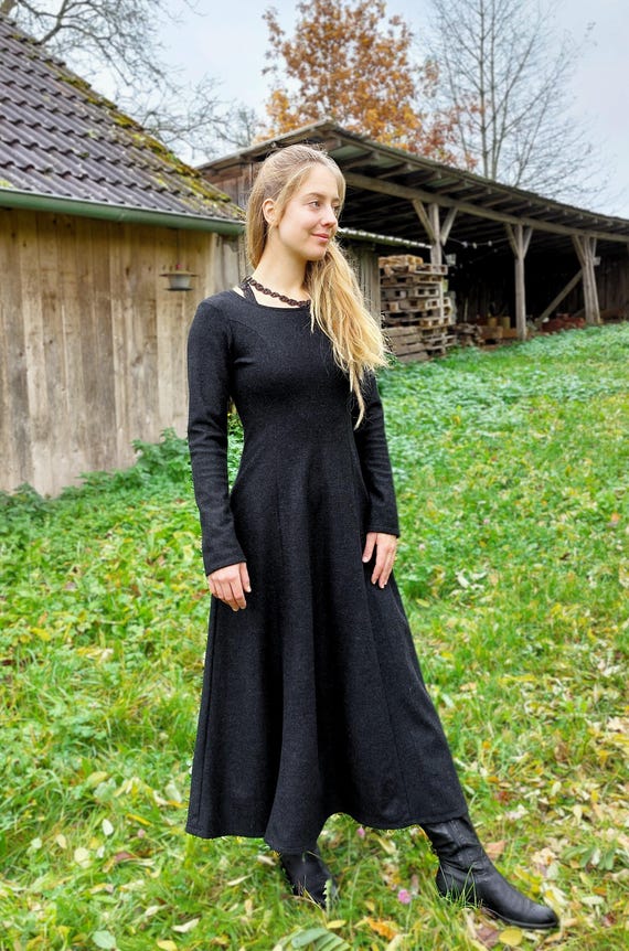 A-line dress, maxi dress in virgin wool, wool dress, long-sleeved dress, long dress, warm dress, sweater dress, sweatshirt dress