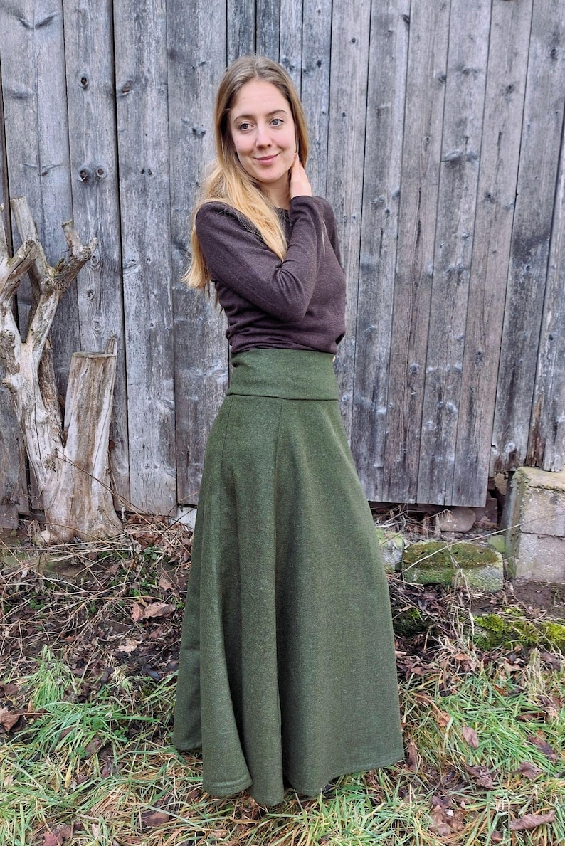 Merino wool skirt, herringbone pattern, ankle-length skirt, maxi skirt, wool skirt with lacing, vintage skirt, sustainable fashion image 3