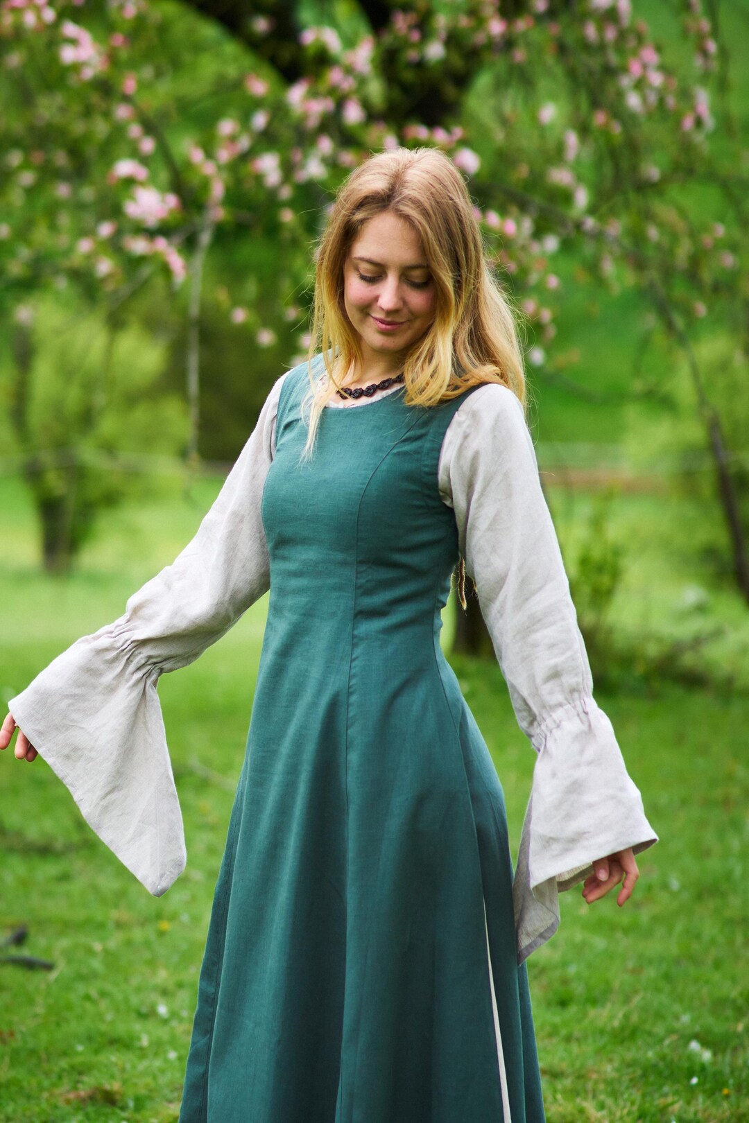 Robe en lin, robe longue, robe d'été, robe lacée dans le dos, robe