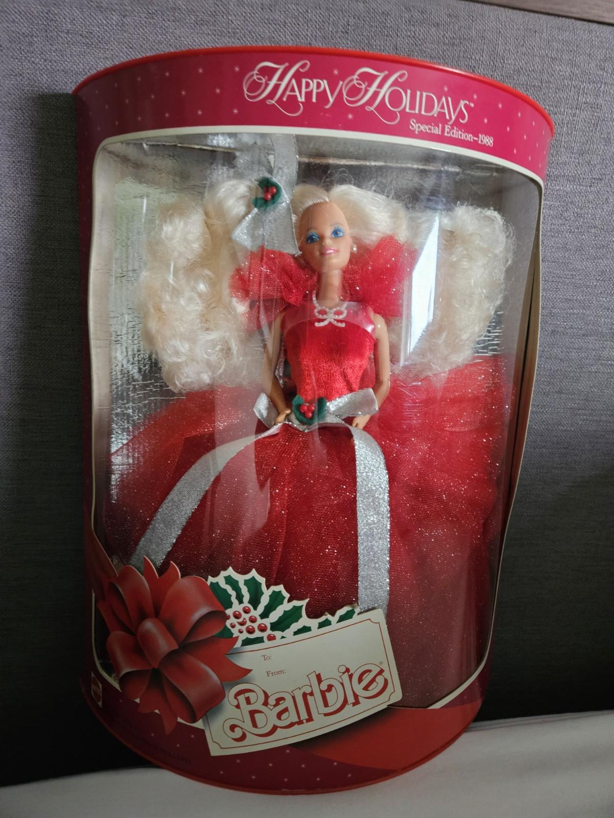 1988 Happy Holidays Barbie Doll Limited Edition 1st in Happy