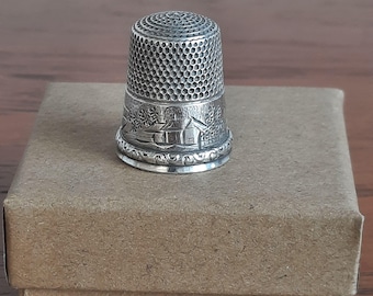 Antique Sterling Silver thimble, Made in USA, Collectable Simons Bros Scenic houses and sunrise, hallmarked Sterling Size 10