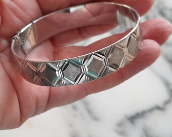 Solid Sterling Silver Geometric Bracelet, Maylin Nymph vintage 1970's, Small Bangle, Slim wrist size, Girl’s Bracelet