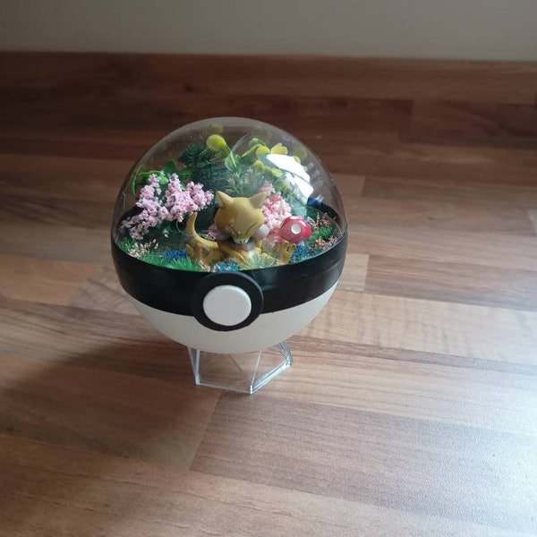 Abra Handmade Pokémon Pokeball Terrarium. Pokemon , Pokeballs , geeky gift.